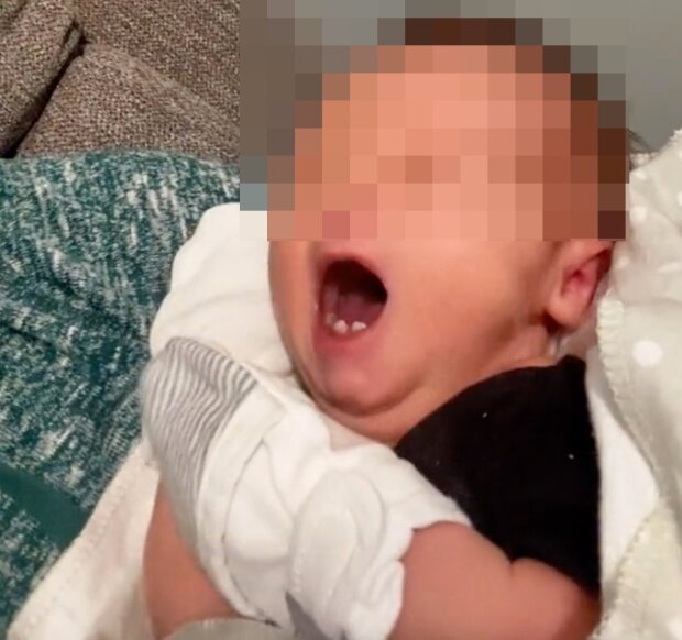 "Mein Kind wurde mit Zähnen geboren, das Krankenhauspersonal konnte es nicht glauben"